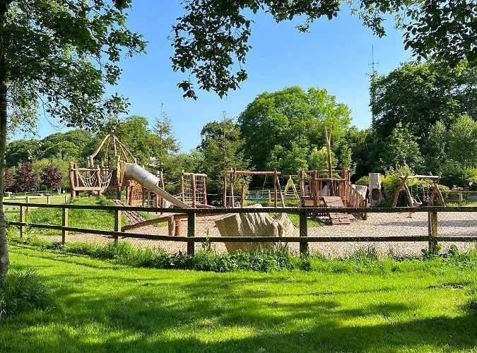 'maigue View' By The River Croom