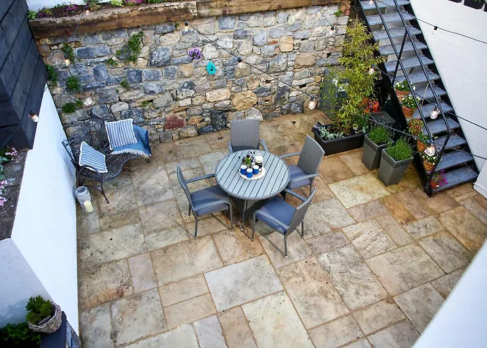 Hébergement de vacances 'maigue View' By The River *